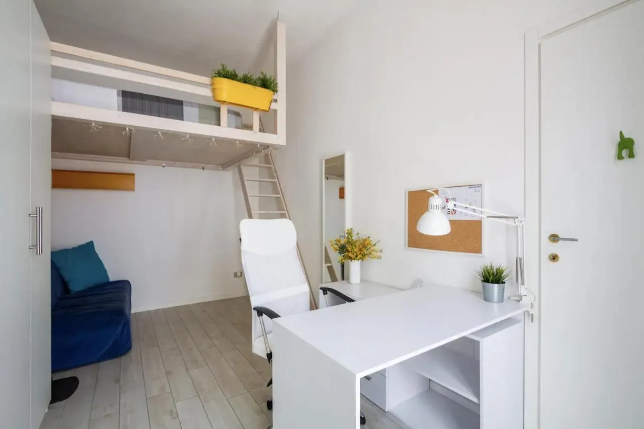 Modern Apartment, Centro Piola Milan